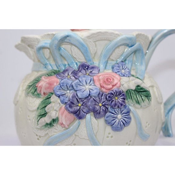 Fitz & Floyd - Victorian Lace Collection Teapot - Hydrangea & Roses - Picture 6 of 7